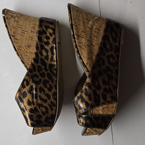 Steve Madden Cheetah Wedges - Picture 8 of 8